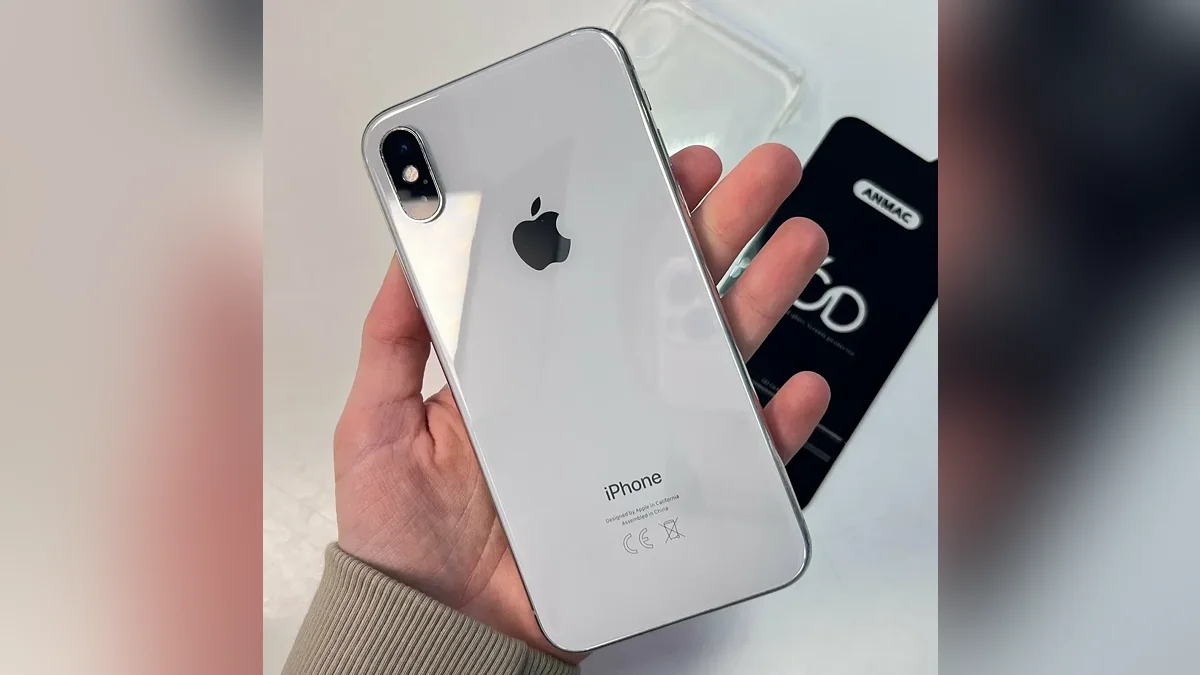 Apple продавала iPhone X до сентября 2018 года